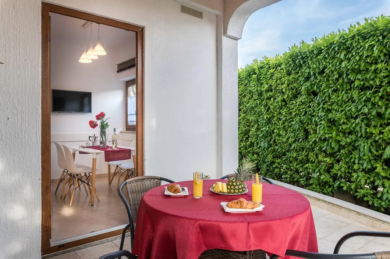 Apartments Villa Tre Marie Rovinj 3*,